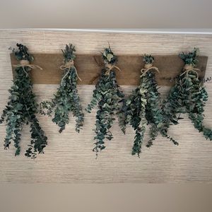 Eucalyptus wall decor